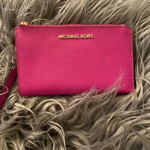 Michael Kors pink wristlet
